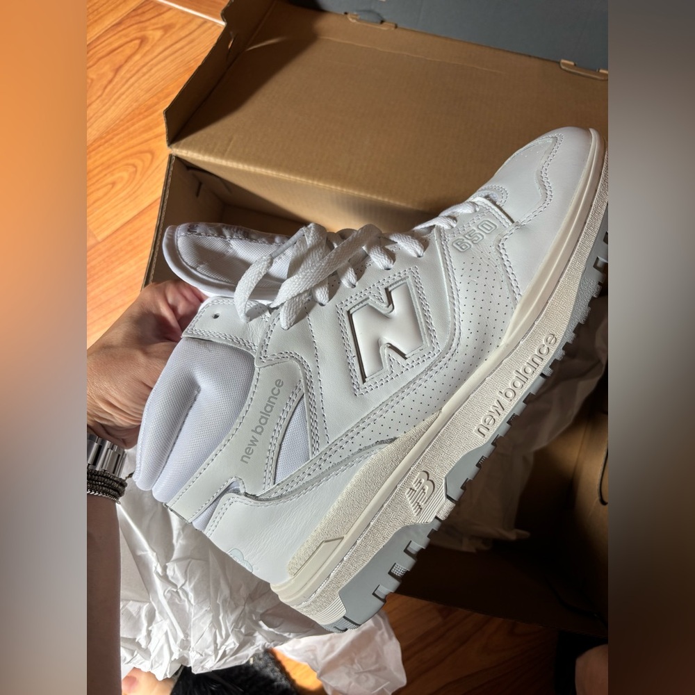 New Balance White High-Top Sneakers Men’s 10.5